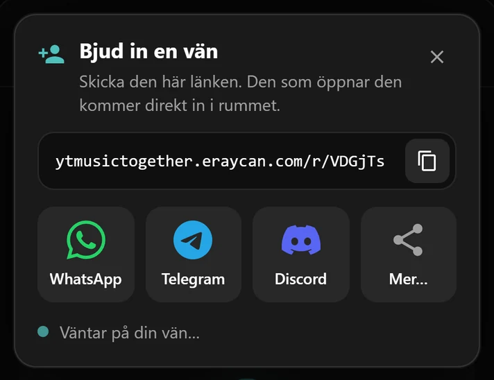 Inbjudningsfönstret med rummets länk och knappar för WhatsApp, Telegram och Discord